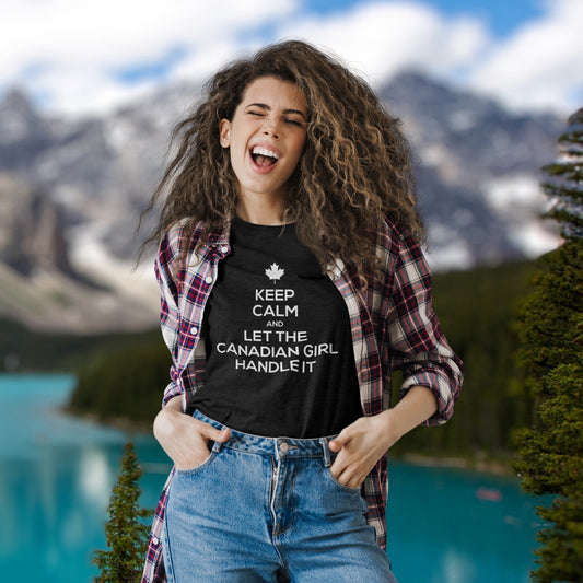 T-shirt pour femmes - Laissez la fille canadienne s'en occuper 